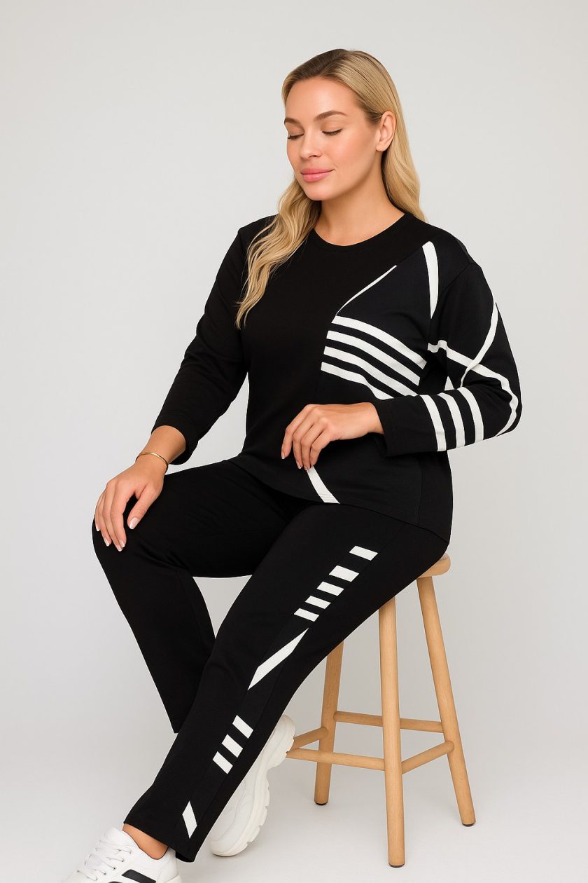 Γυναικείο Σετ φόρμα 3/4 σε μαύρο χρώμα με λευκές λεπτομέρειες σε βισκοζ λικρα Plus Size