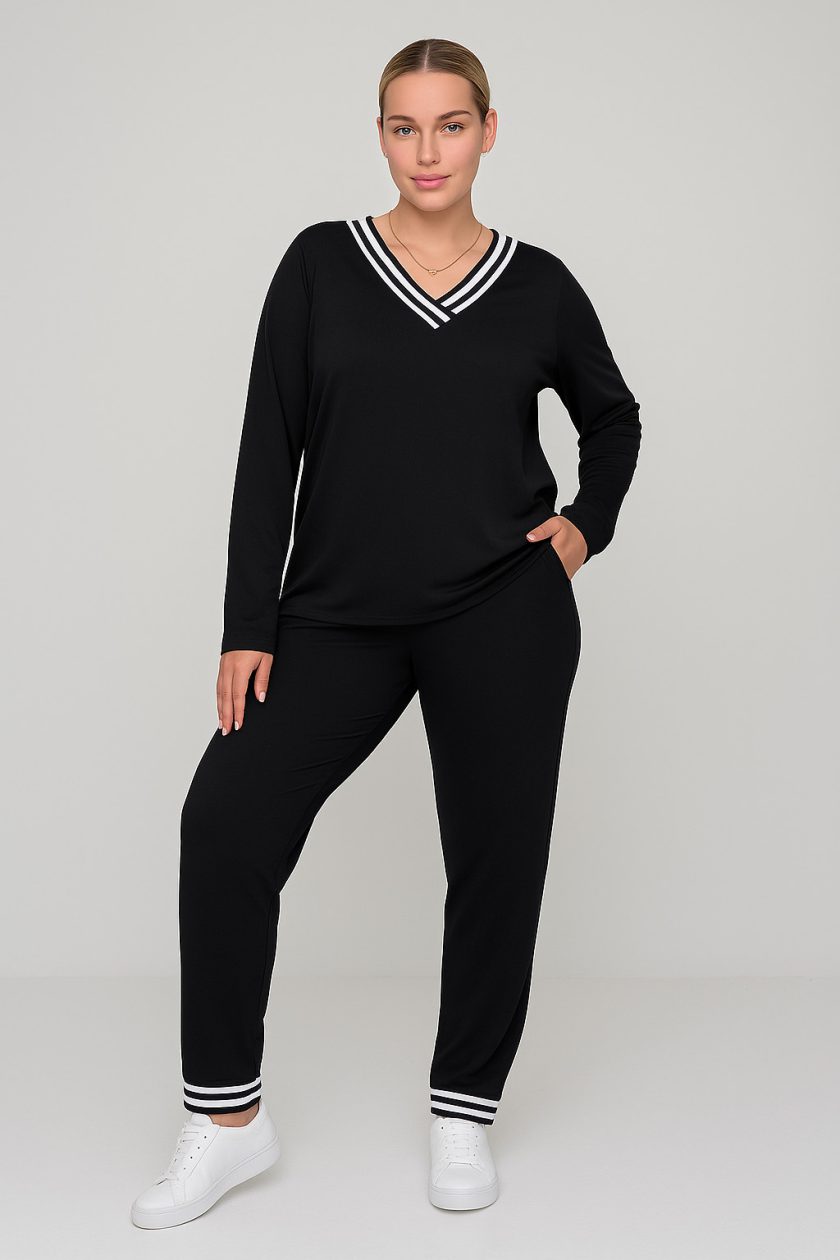 Γυναικείο Σετ φόρμες σε Μαύρο Χρώμα V Λεπτομέρειες σε βισκοζ λικρα Plus Size