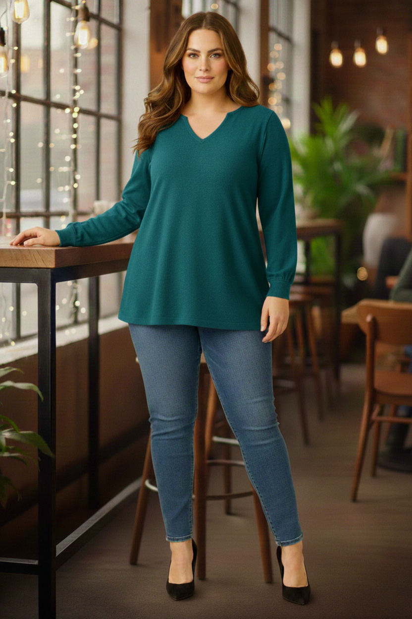 Γυναικεία Μπλούζα Πετρόλ V σε Ψιλό Πλεκτό Curve-Plus Size