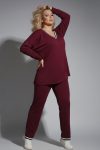 Γυναικείο Σετ Focus Μπορντό- Κρεπ Υφή & Athleisure Στυλ Day-to-Night" outfit. Plus Size