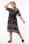Γυναικείο Midi Φόρεμα «boho-chic» με λευκά λαχούρια και γεωμετρικά μοτίβα πάνω στο μαύρο