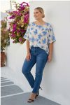 Floral Oversized Μπλούζα Λευκή με Μπλε Μοτίβο  Viscose– Ανάλαφρη Καλοκαιρινή Γραμμή